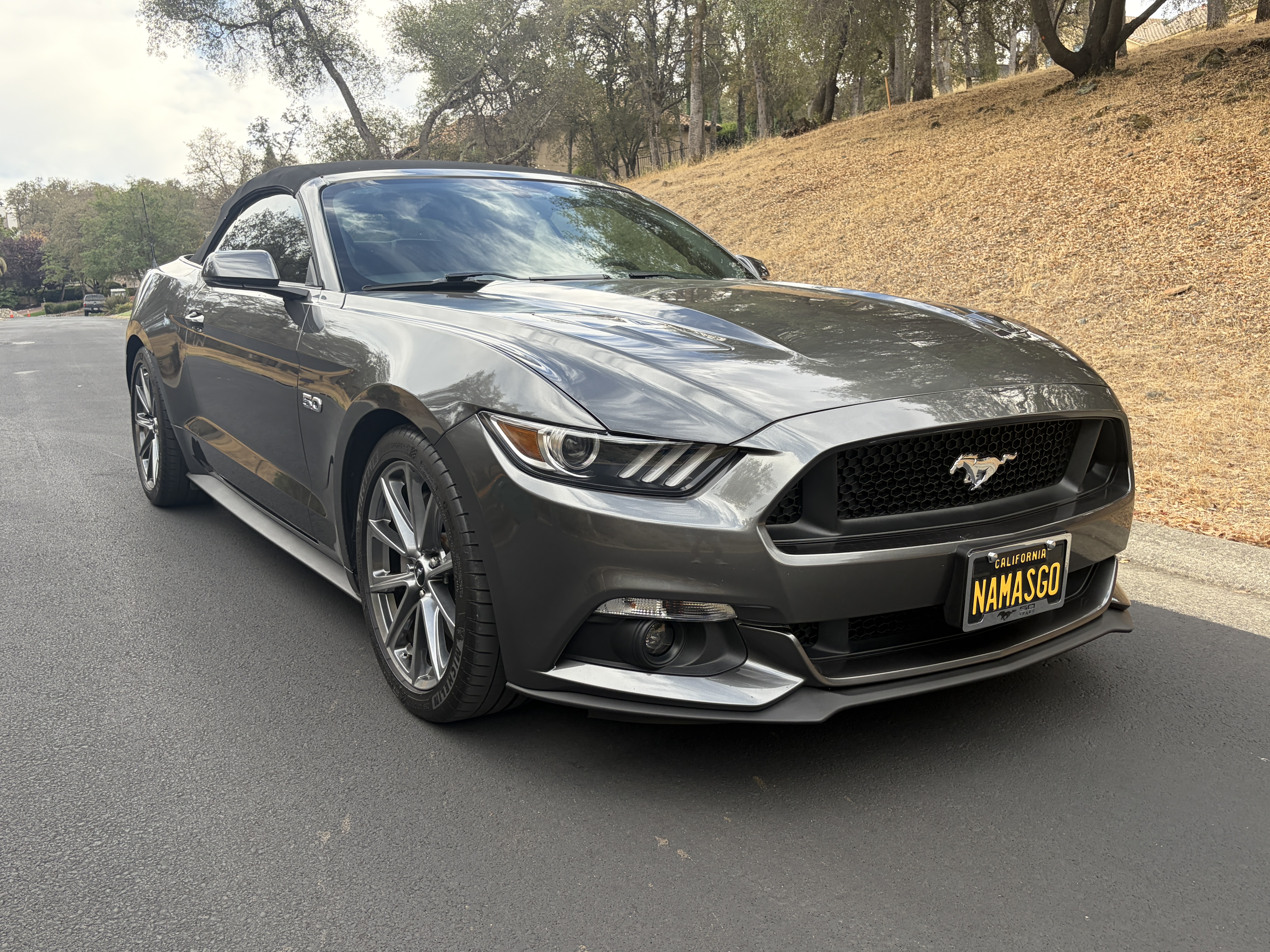 Used 2015 Ford Mustang GT Premium w/ Equipment Group 401A RWD image 11
