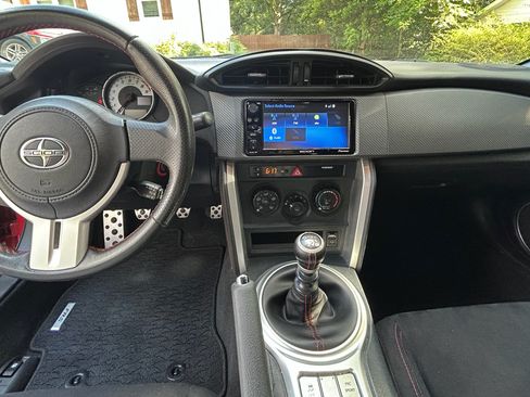 Used 2016 Scion FR-S RWD image 13