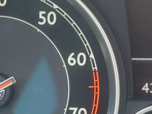 Used 2014 Bentley Flying Spur W12 image 22