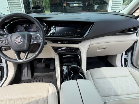 Used 2023 Buick Envision Avenir AWD/4WD image 19