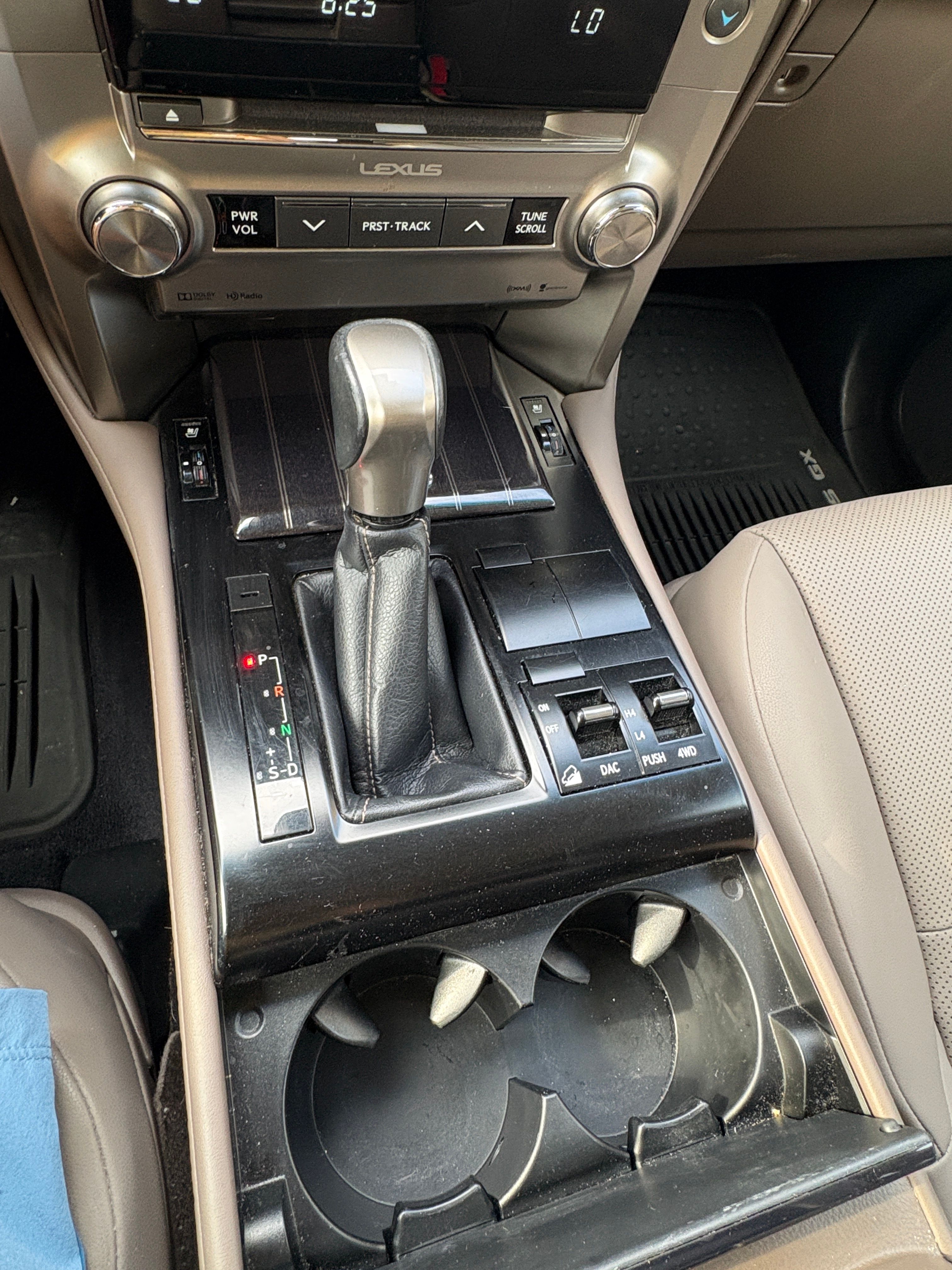 Used 2020 Lexus GX 460 Premium w/ Premium Package AWD/4WD image 8