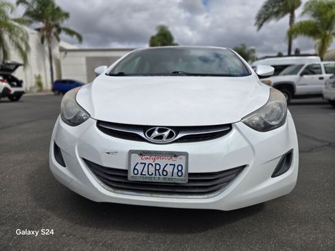 Used 2013 Hyundai Elantra GLS image 2