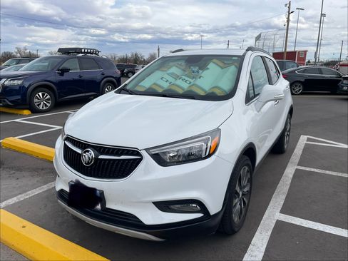 Used 2018 Buick Encore Preferred image 2
