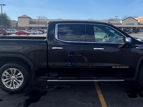 Used 2019 GMC Sierra 1500 SLT w/ SLT Premium Plus Package image 6