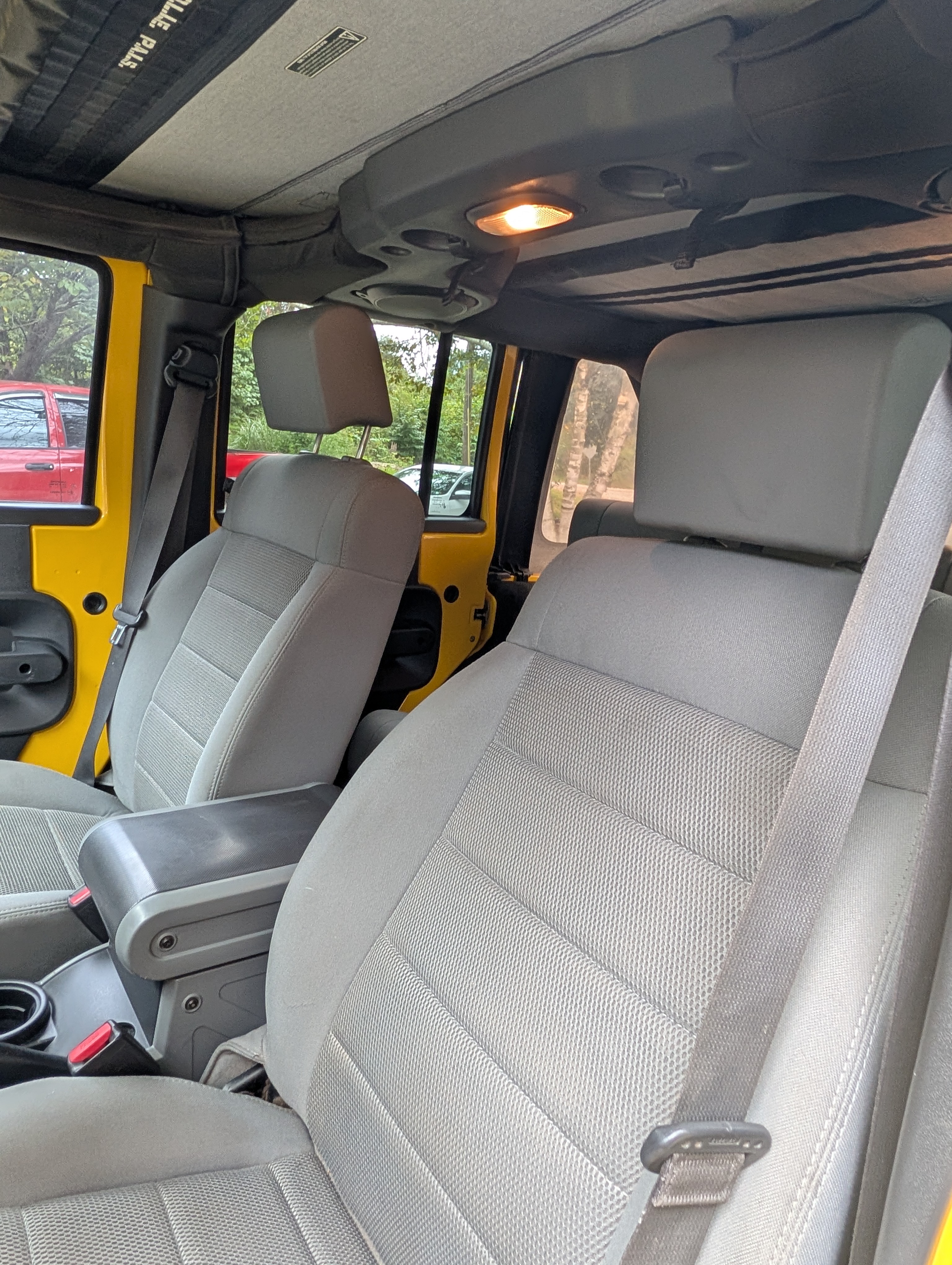 Used 2008 Jeep Wrangler Unlimited Rubicon w/ PWR Convenience Group AWD/4WD image 12
