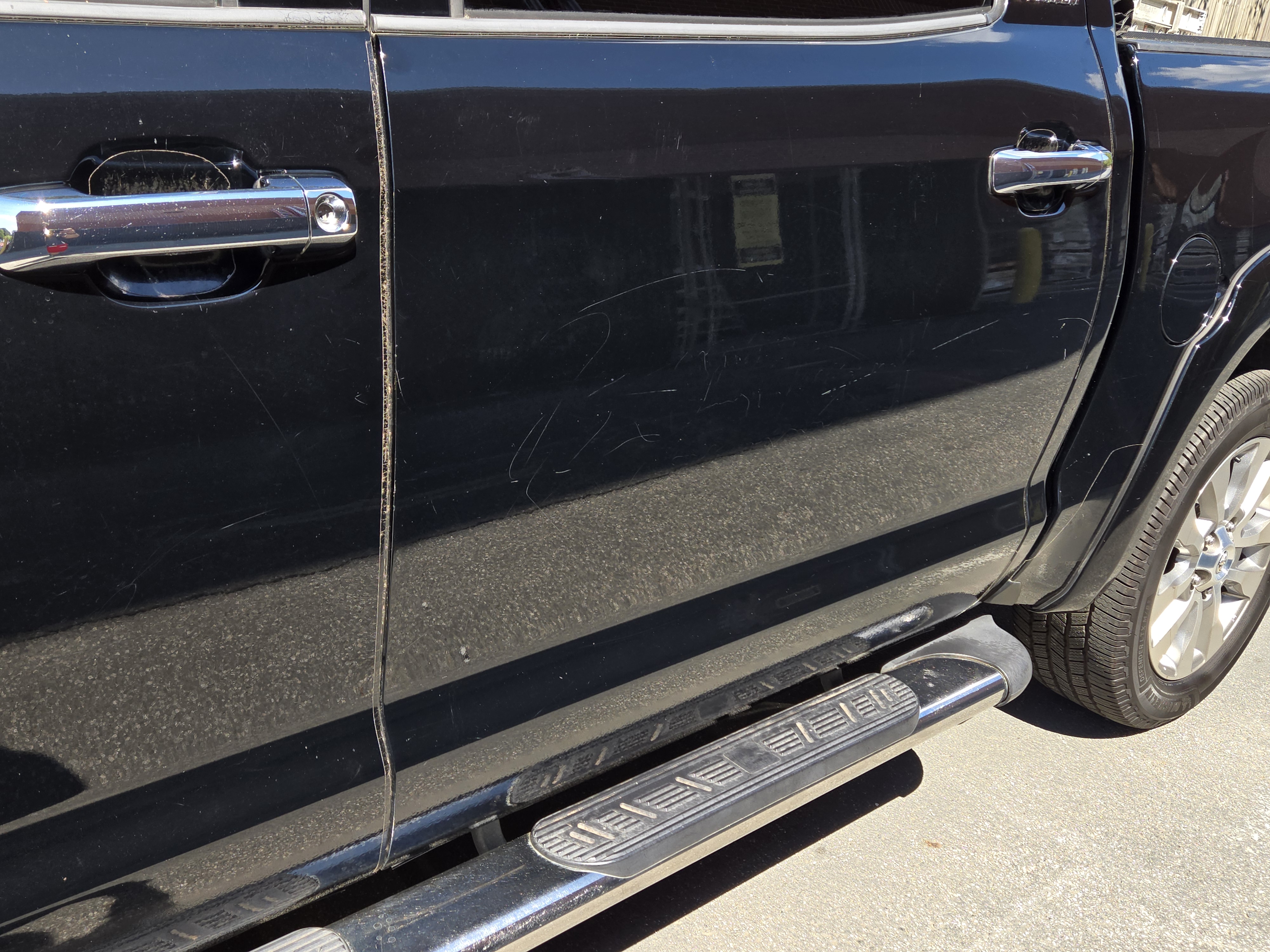 Used 2012 Toyota Tundra Limited w/ Platinum Pkg RWD image 12