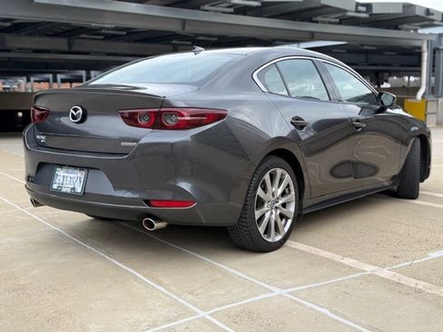 Used 2021 MAZDA MAZDA3 s image 2