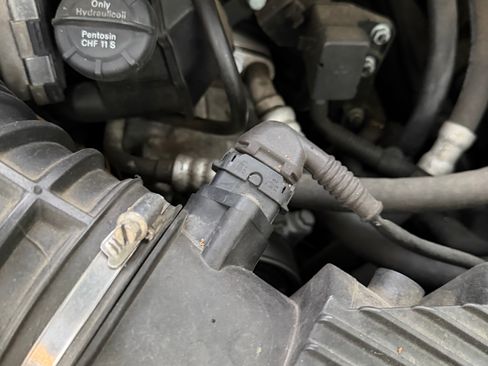 Used 2003 Porsche 911 Carrera 4 image 16