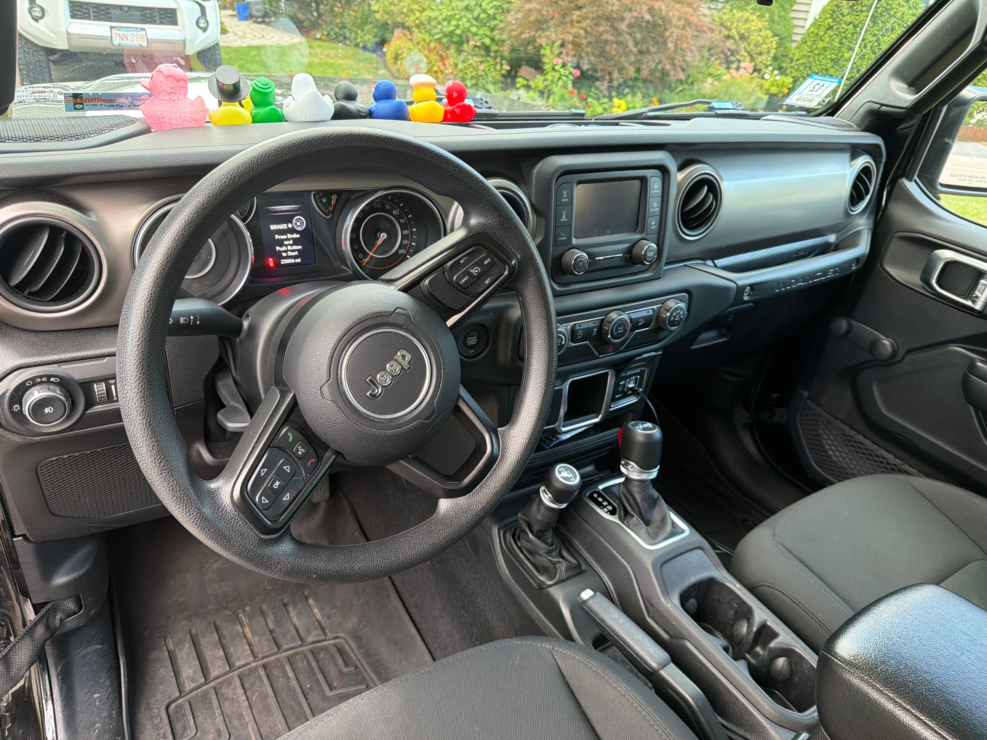 Used 2018 Jeep Wrangler Sport AWD/4WD image 2