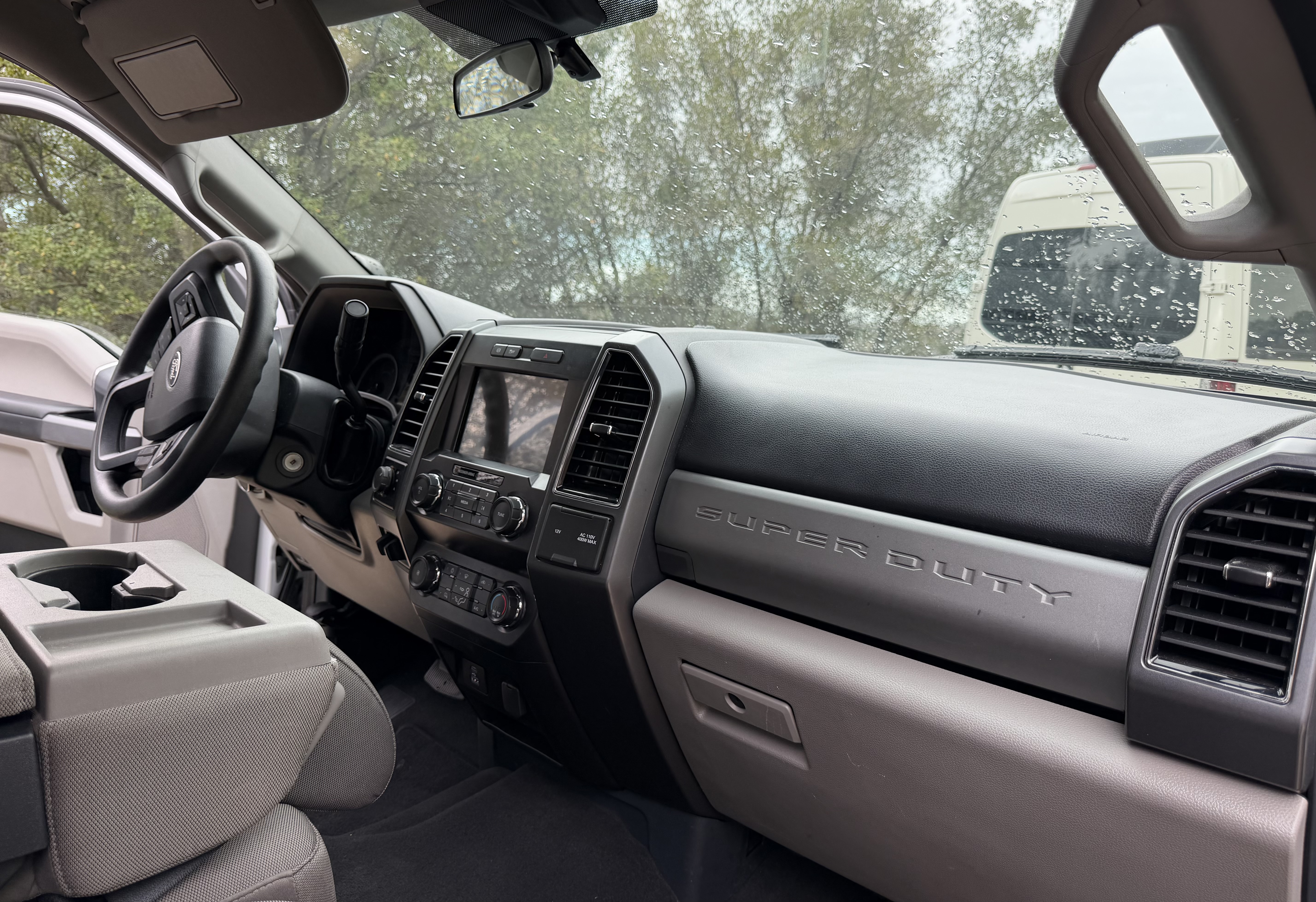 Used 2022 Ford F250 XLT AWD/4WD image 9