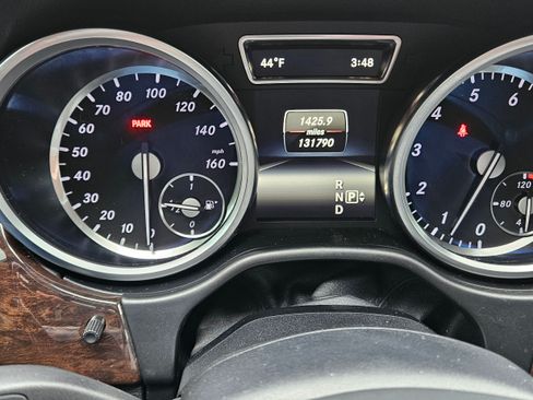 Used 2015 Mercedes-Benz ML 350 4MATIC image 12