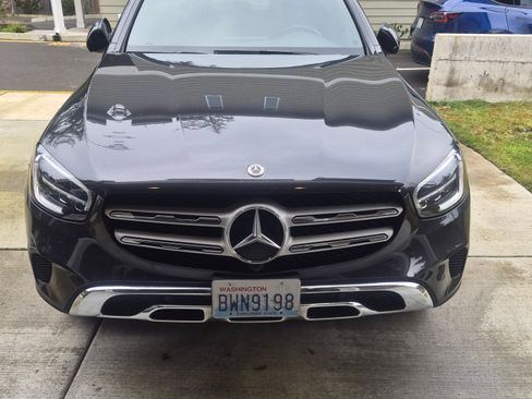 Used 2020 Mercedes-Benz GLC 300 4MATIC image 1