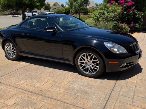 Used 2006 Lexus SC 430 Convertible RWD image 1