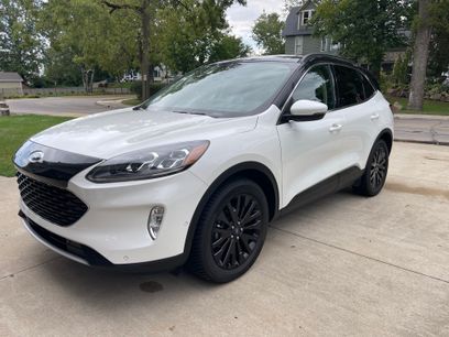 Used 2020 Ford Escape Titanium w/ Titanium Premium Package 2.0