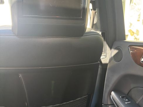 Used 2015 Mercedes-Benz GL 550 4MATIC image 22