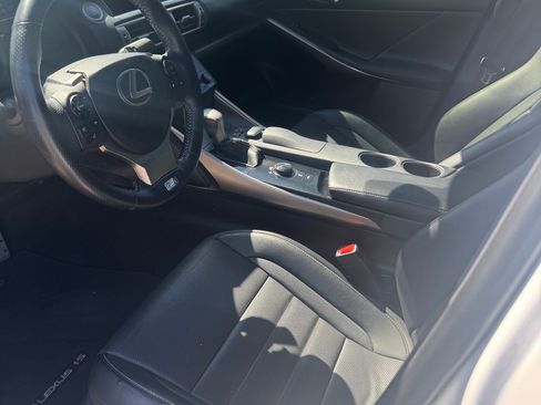 Used 2014 Lexus IS 250 w/ F-Sport Package RWD image 5