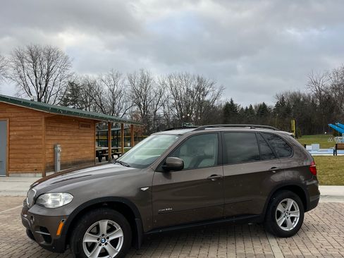Used 2012 BMW X5 xDrive35d image 2
