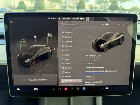 Used 2022 Tesla Model Y Long Range image 14
