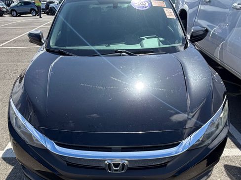 Used 2018 Honda Civic EX image 5