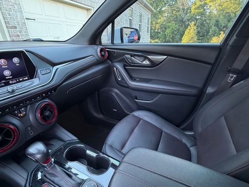 Used 2021 Chevrolet Blazer RS w/ Enhanced Convenience Package FWD image 14