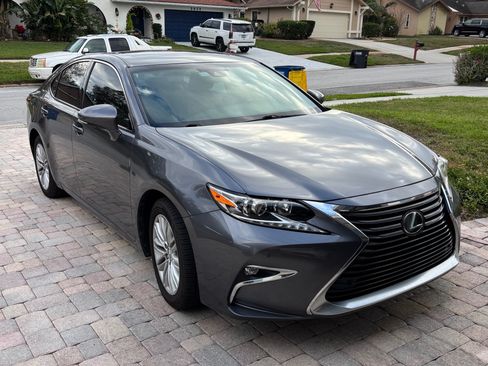 Used 2017 Lexus ES 350 image 6