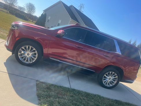 Used 2021 Cadillac Escalade Premium Luxury w/ Driver Assist Tech Package image 2