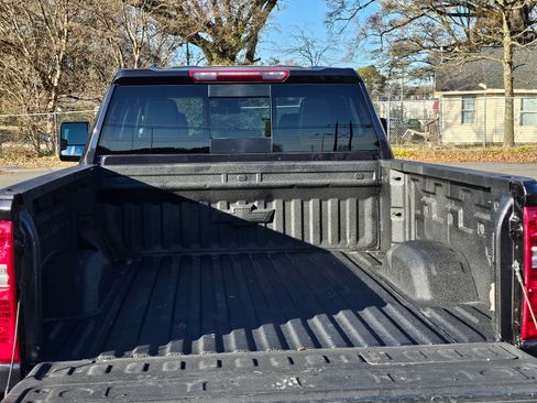 Used 2024 Chevrolet Silverado 2500 LT image 6