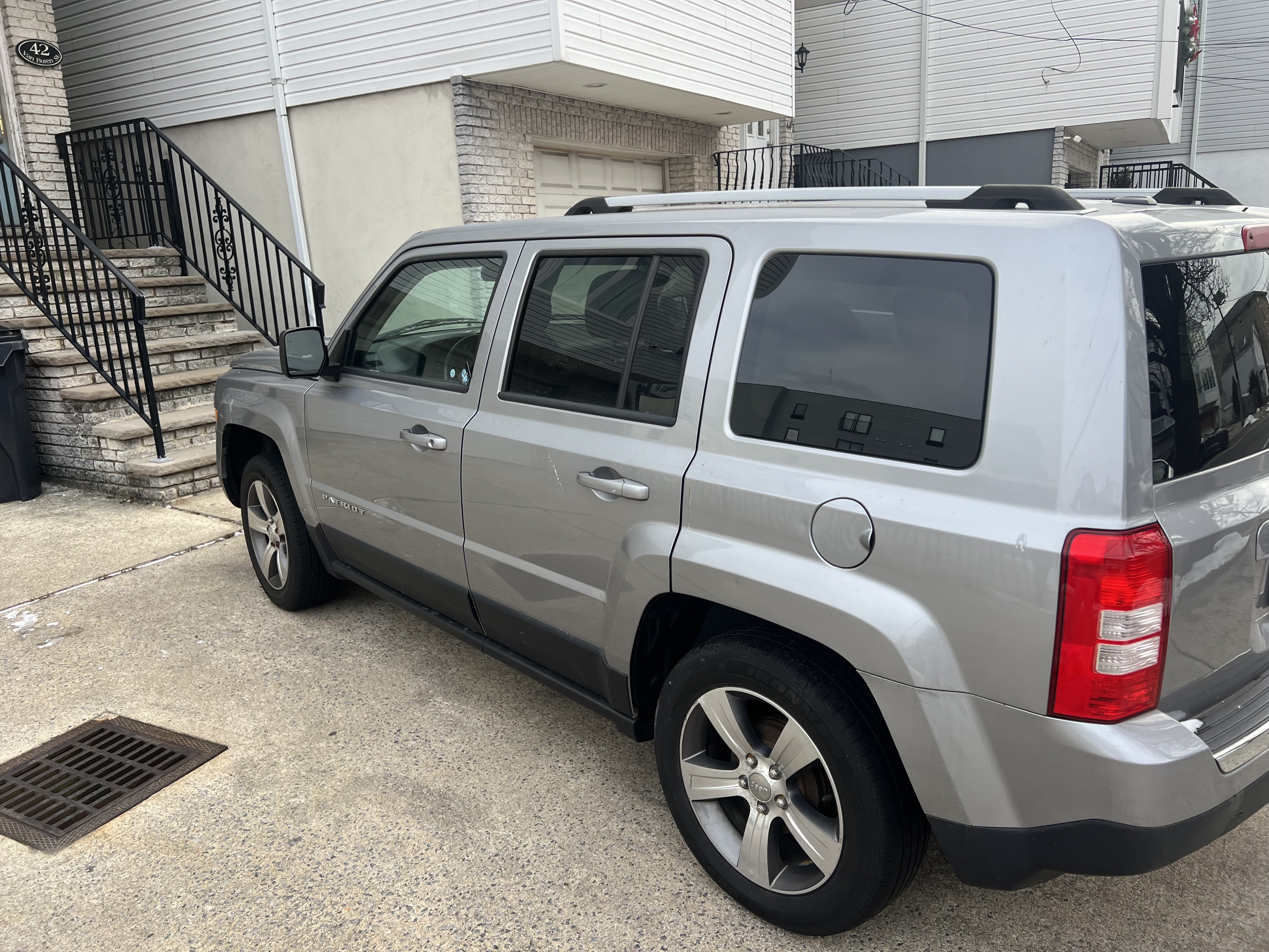 Used 2016 Jeep Patriot High Altitude FWD image 10