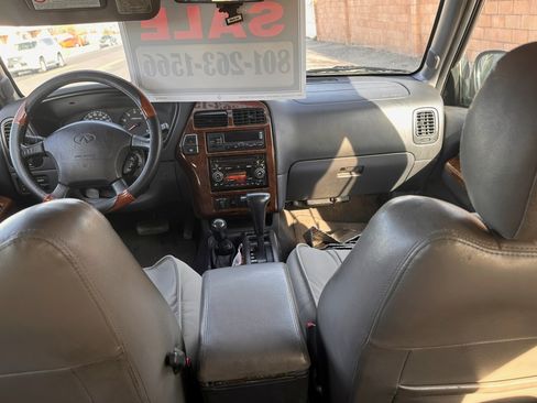 Used 1998 INFINITI QX4 4WD image 9