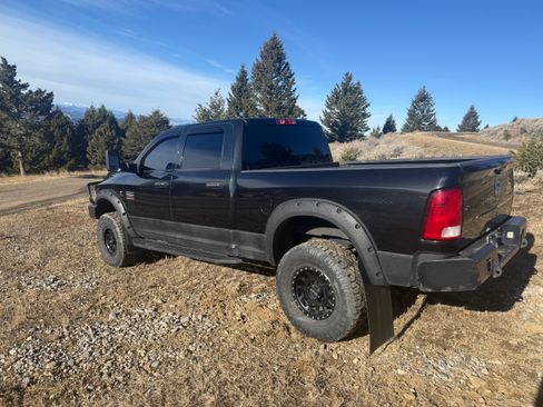 Used 2011 RAM 2500 ST w/ ST Popular Equipment Group image 2