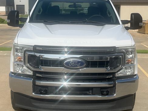 Used 2020 Ford F250 XLT AWD/4WD image 1