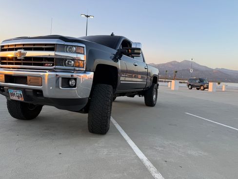 Used 2019 Chevrolet Silverado 2500 LTZ w/ Duramax Plus Package image 1