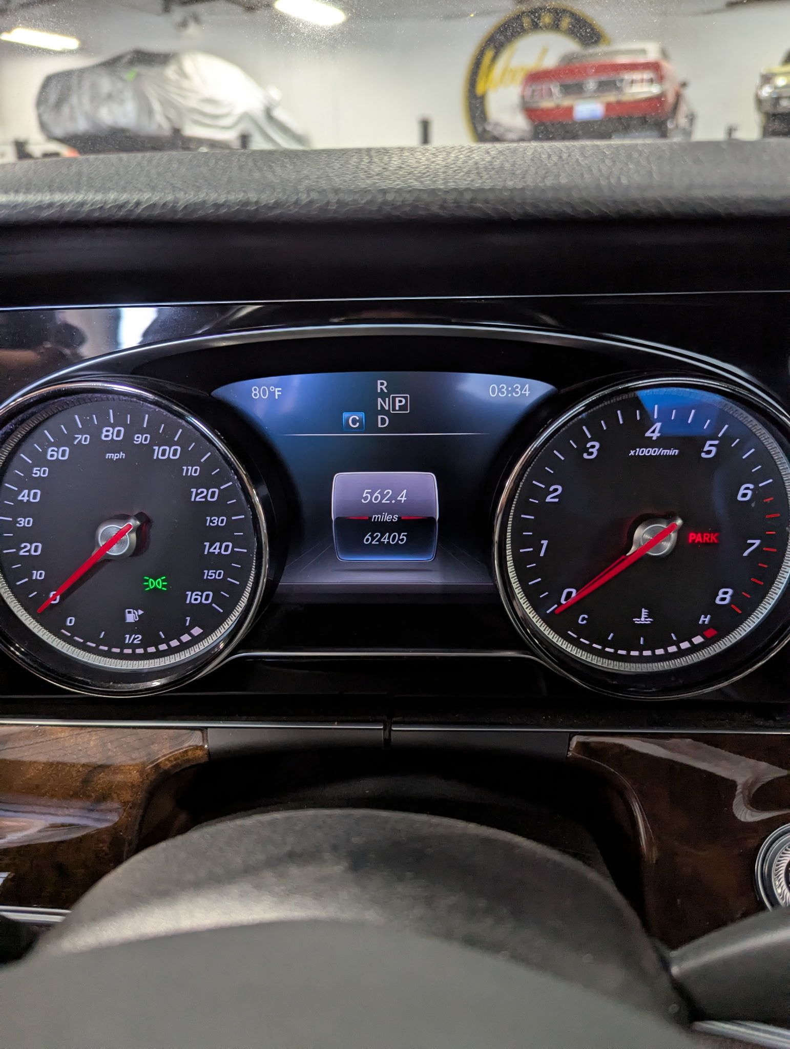 Used 2017 Mercedes-Benz E 300 4MATIC image 4