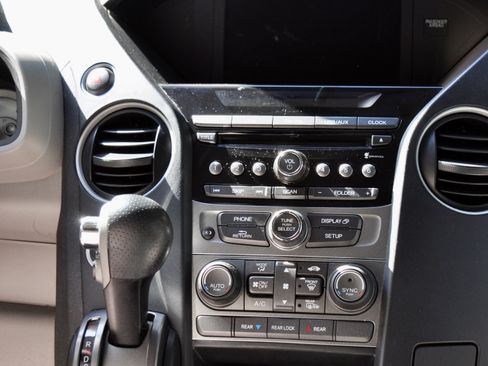 Used 2015 Honda Pilot EX image 6