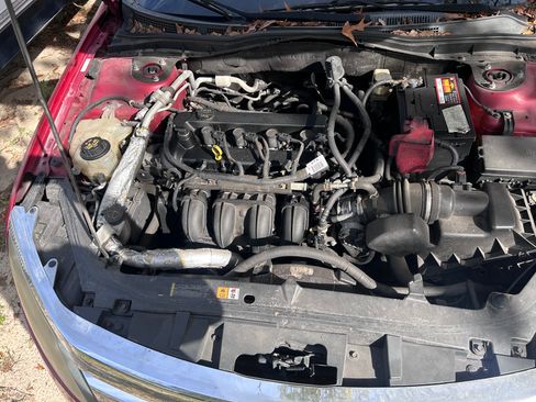 Used 2010 Ford Fusion SE image 5