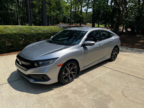 Used 2019 Honda Civic Sport image 1