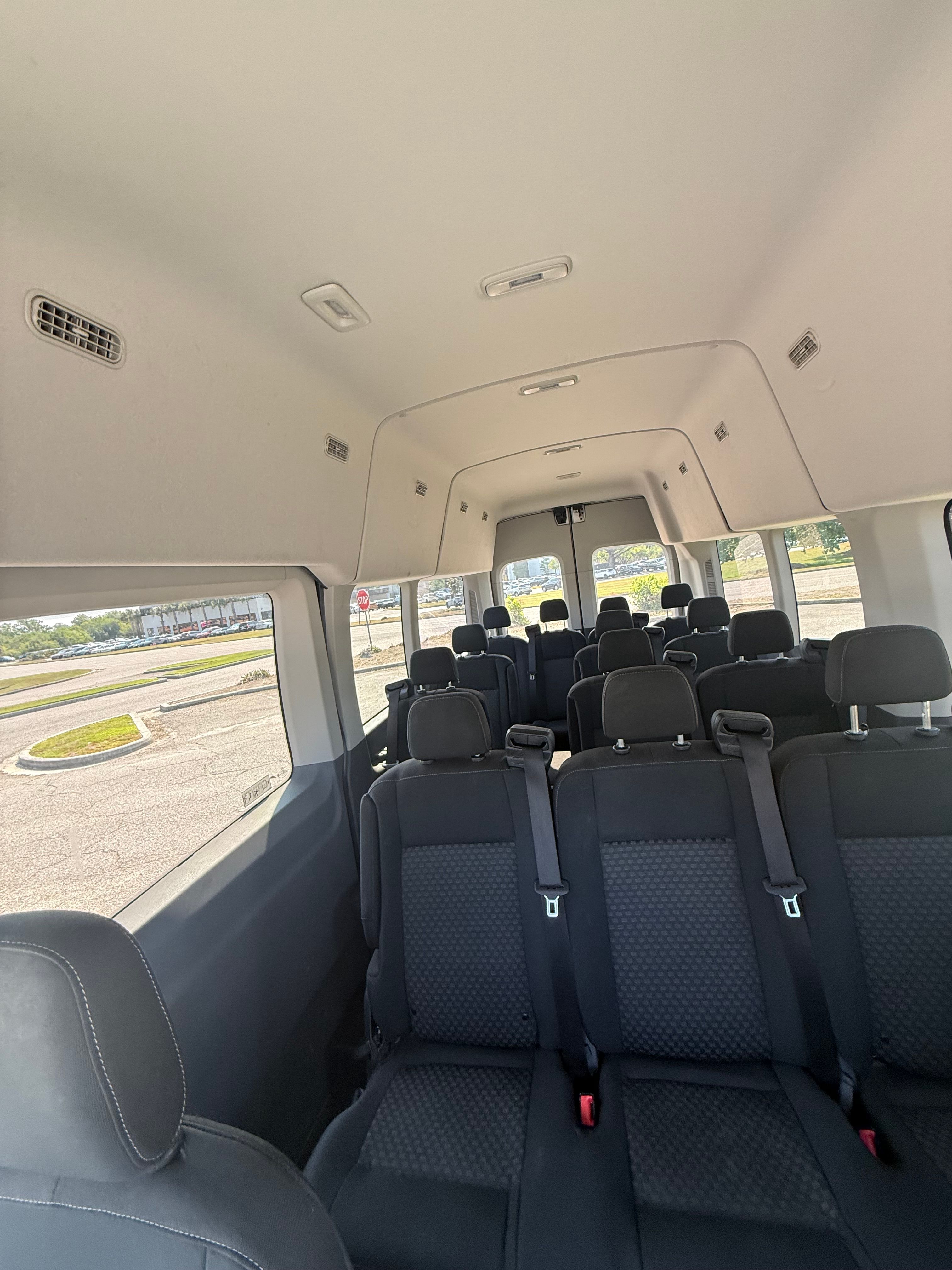 Used 2023 Ford Transit 350 XLT RWD image 13