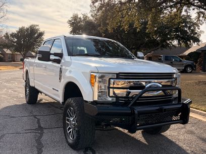 Used 2017 Ford F250 Lariat w/ Lariat Value Package