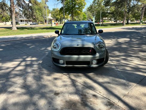 Used 2019 MINI Cooper Countryman S w/ Driver Assistance Package AWD/4WD image 2
