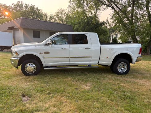 Used 2017 RAM 3500 Laramie Longhorn w/ Convenience Group AWD/4WD image 1