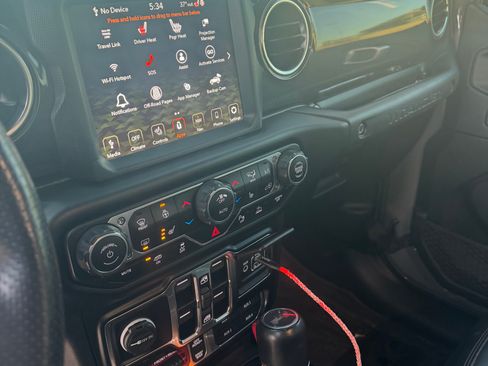 Used 2022 Jeep Wrangler Unlimited Rubicon image 13