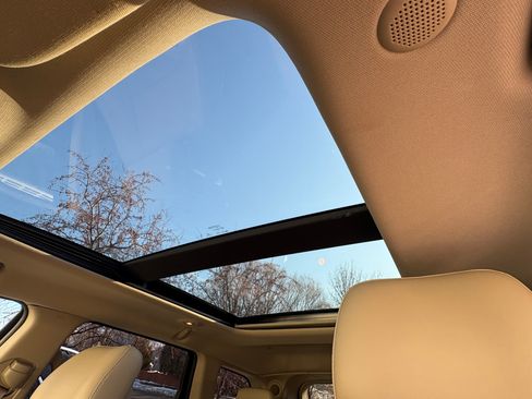 Used 2018 Jeep Grand Cherokee Limited w/ Luxury Group II image 8