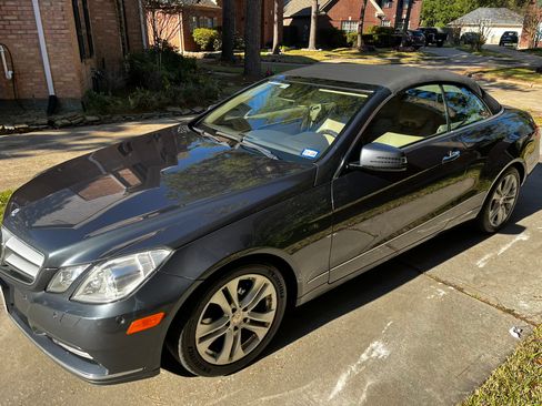 Used 2011 Mercedes-Benz E 350 Cabriolet image 10