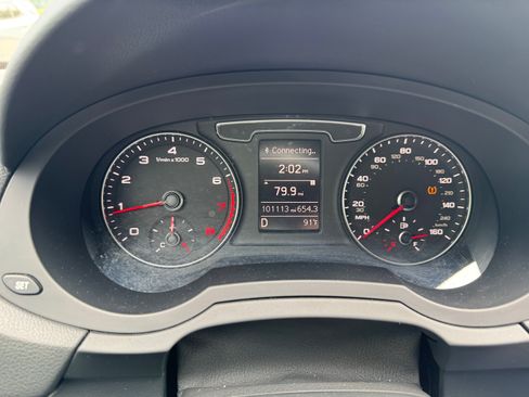 Used 2018 Audi Q3 2.0T Premium FWD image 13