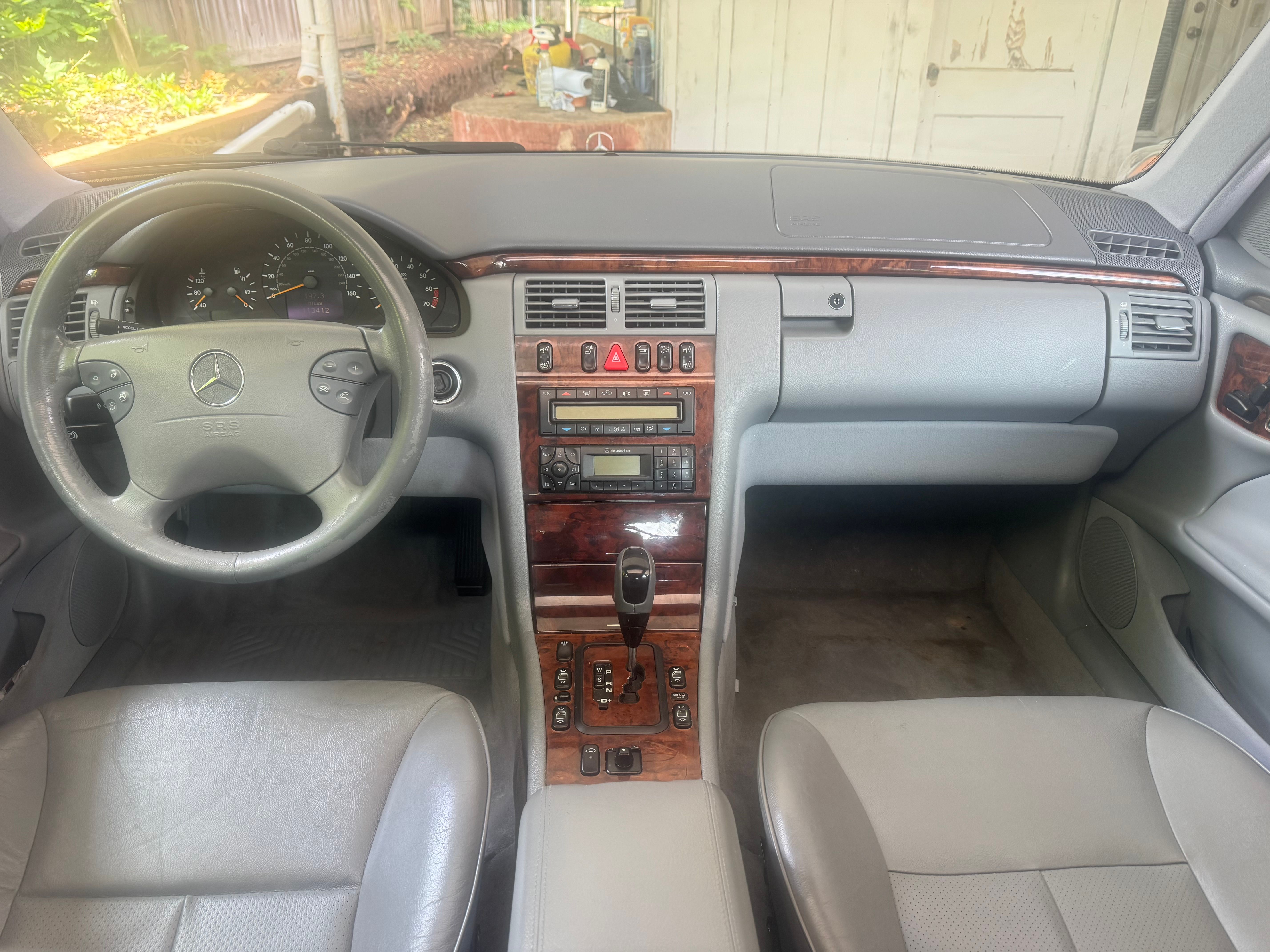 Used 2001 Mercedes-Benz E 320 Sedan image 15