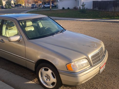 Used 1997 Mercedes-Benz C 280 Sedan image 2