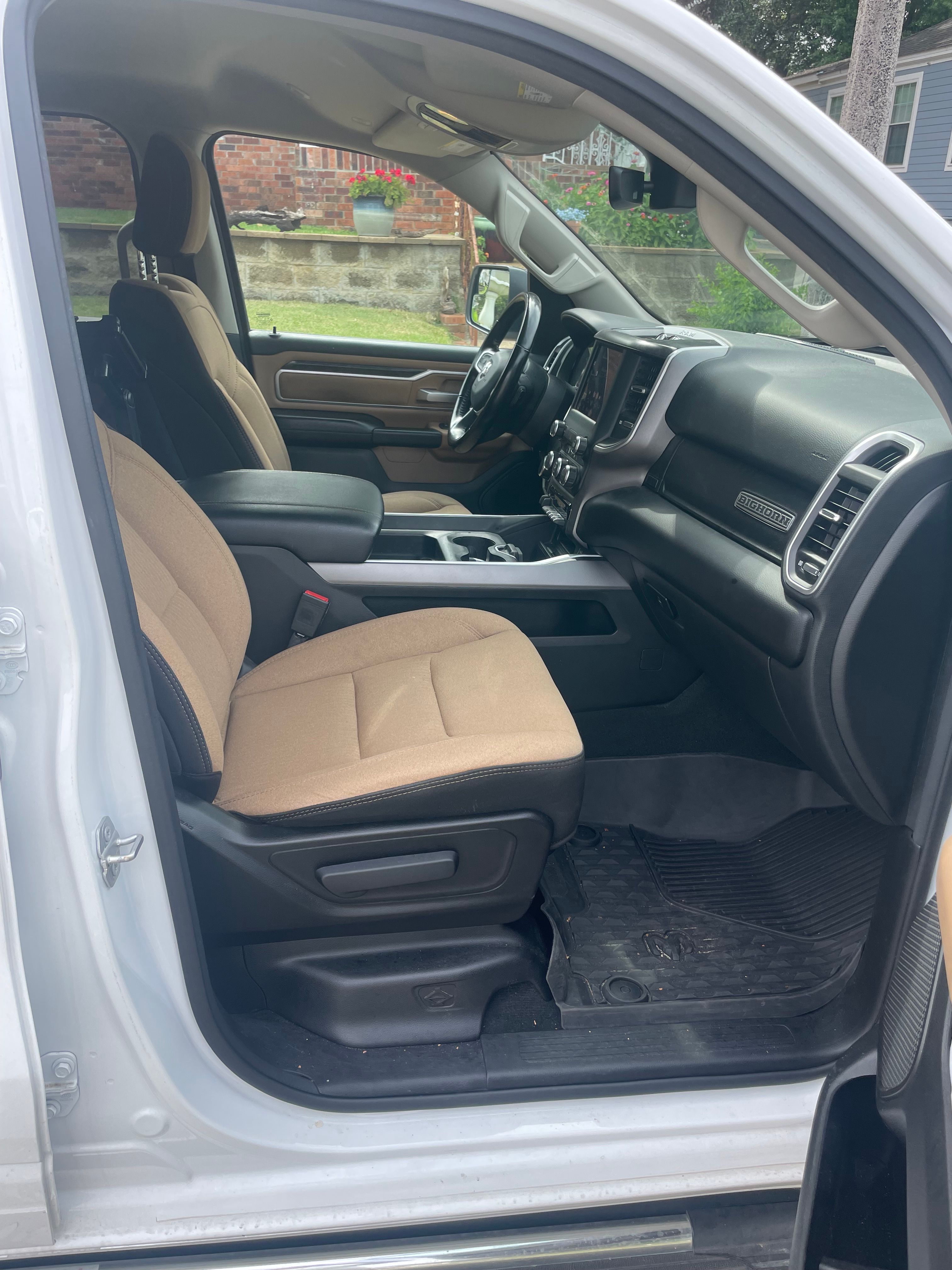 Used 2022 RAM 1500 Big Horn RWD image 10