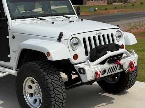 Used 2012 Jeep Wrangler Unlimited Sahara w/ Connectivity Group image 2