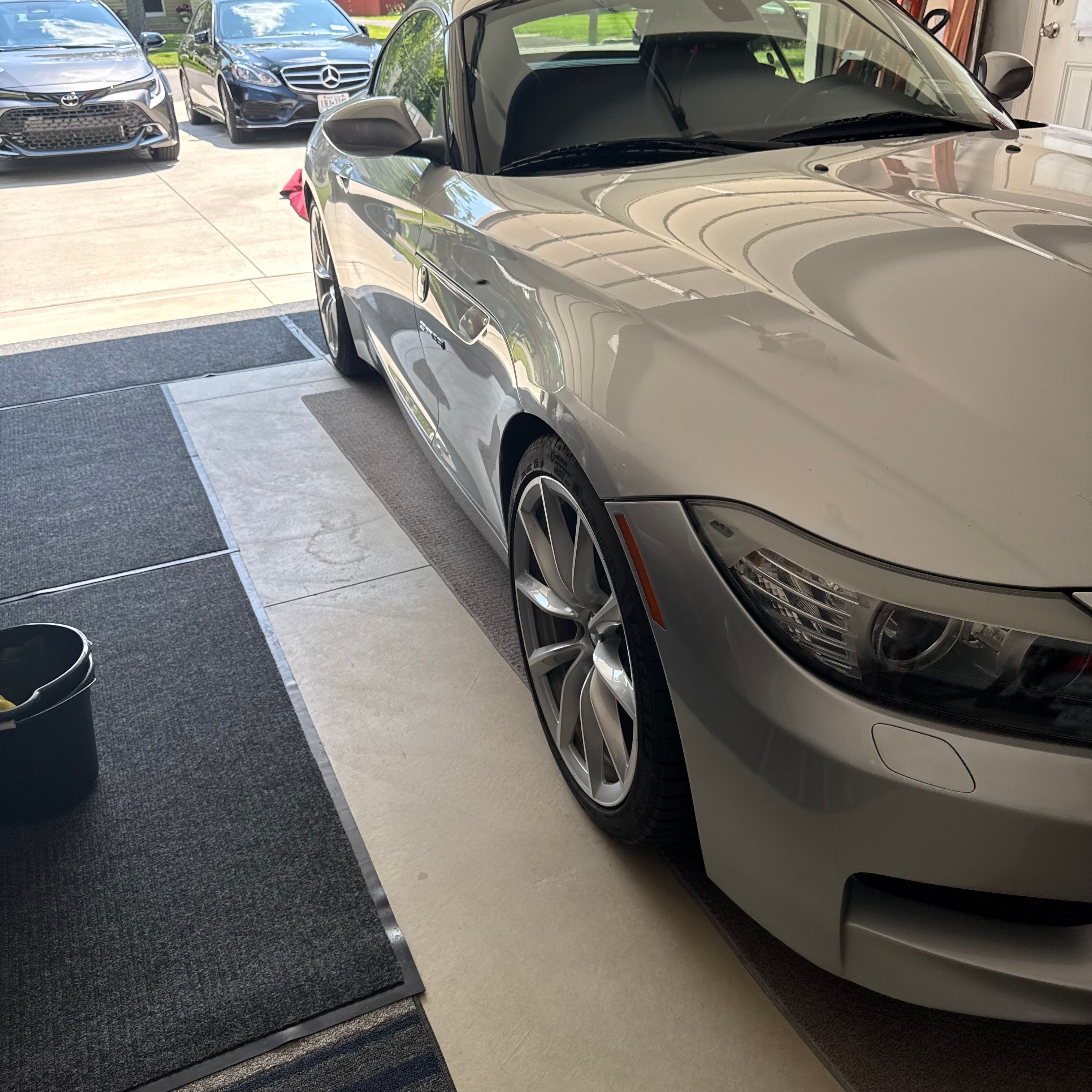 Used 2013 BMW Z4 sDrive35i RWD image 8