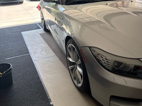 Used 2013 BMW Z4 sDrive35i RWD image 8